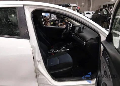 2016 Scion Ia from USA, damaged, VIN 3MYDLBZV0GY140313